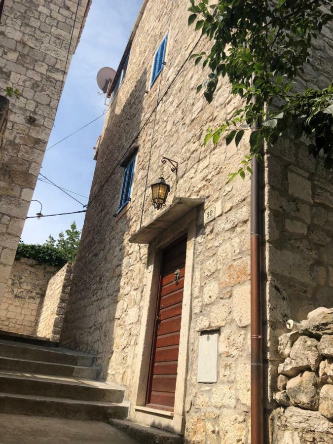 Hvar Old Dalmatian House Junior Suite - Deck 2 ฮวาร์ ภายนอก รูปภาพ